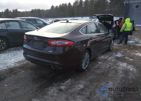 2013 Ford Fusion Se z USA, uszkodzony, nr VIN 3FA6P0H97DR136517